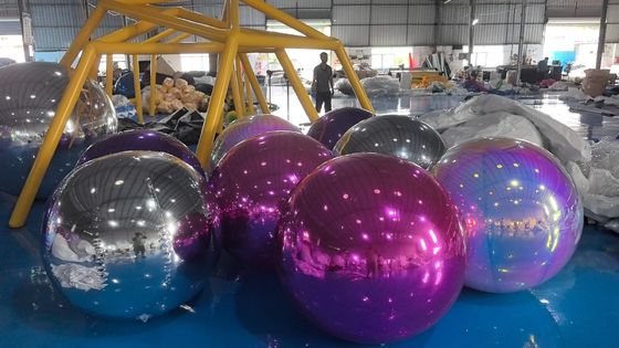 Couleur PVC Boule de miroir gonflable pour décor d'événement Designs et tailles personnalisables disponibles