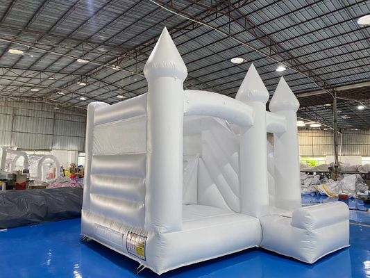 Commercial Combo White Bounce House avec équipement de divertissement gonflable