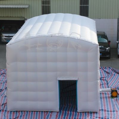 Tente de fête gonflable en plein air blanche Tente de camping gonflable commerciale