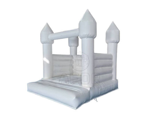 Château gonflable à rebond blanc avec souffleur d'air pour les enfants de tous âges fête d'anniversaire mariage
